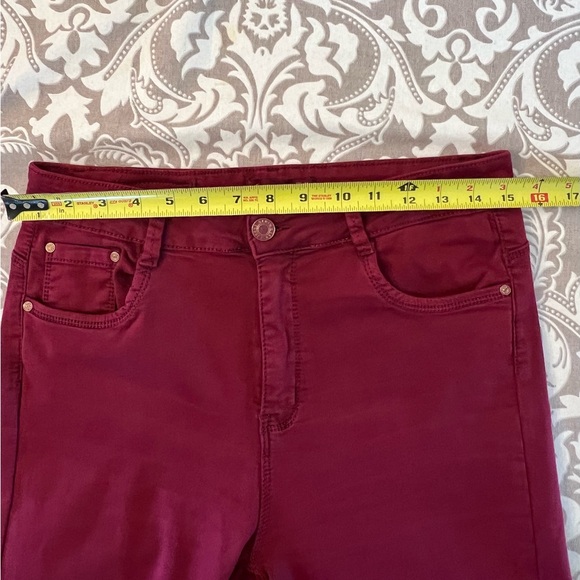 Burgundy color Jean, great material stretches and comes back, size 14. - Picture 3 of 7